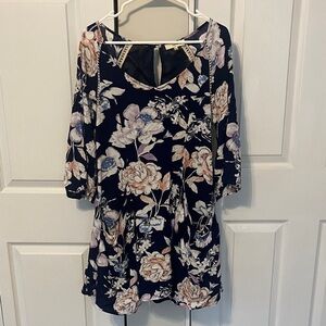 Entro Navy and White Lace Dress